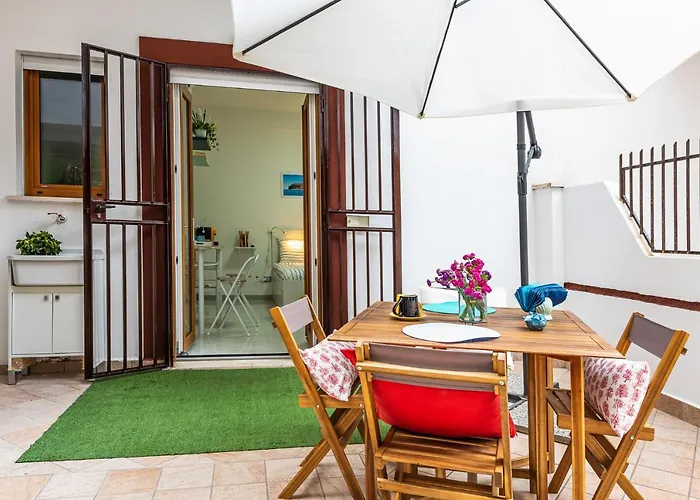 L'approdo Via Ancona 住宿加早餐酒店